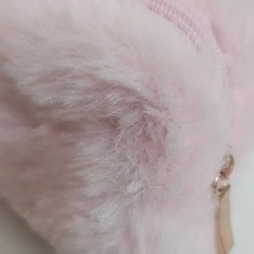 Cartuchera de peluche en color rosa's photo #1